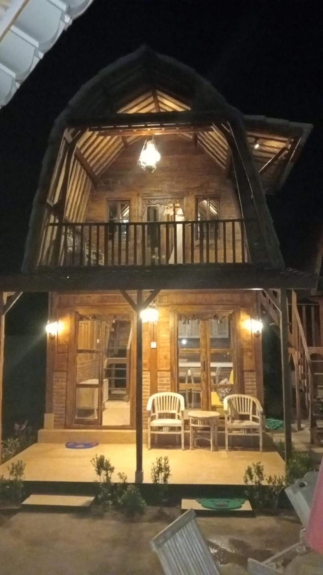 Villa Melasti Amed Exterior photo